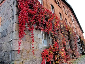 Feldsteinscheune Bollewick - KlassikAuto Berlin